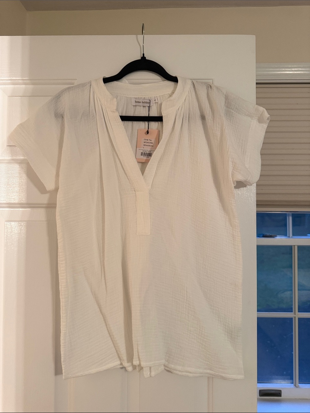 Gauze-Texture White Split-Neck Women's Top